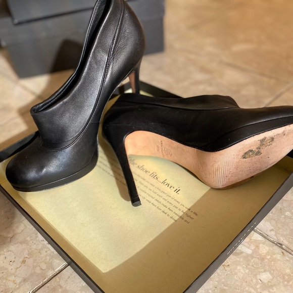 Ann Taylor Black Booties - Picture 2 of 4